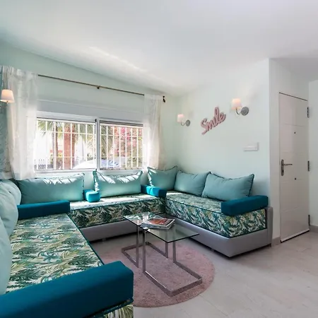 Palm Marina 3 Min Walking From The Sea *